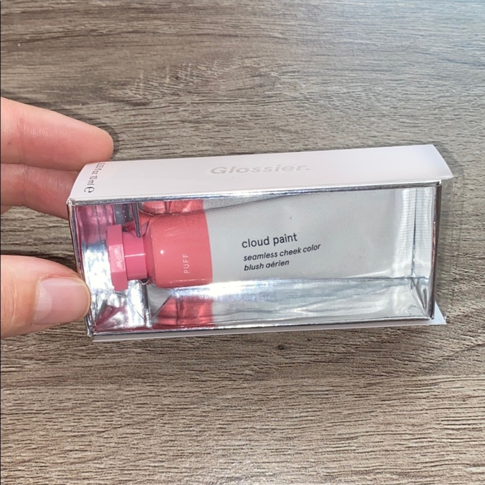 glossier cloud paint BRAND NEW